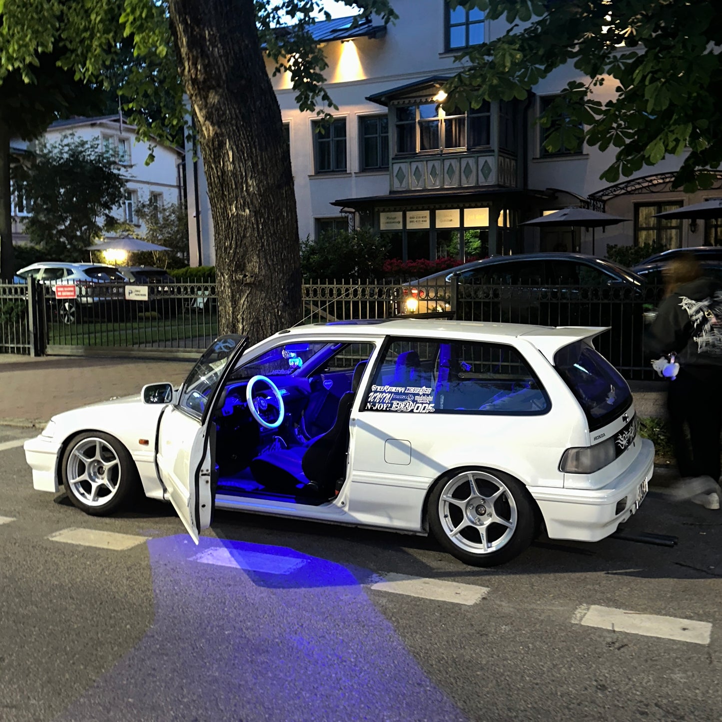 HOT INTERIOR LED‘s (ALL SOCKET TYPES)
