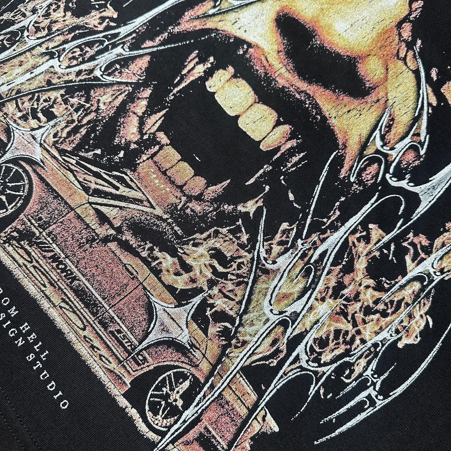 "VHSFROMHELL" BOXY T-SHIRT